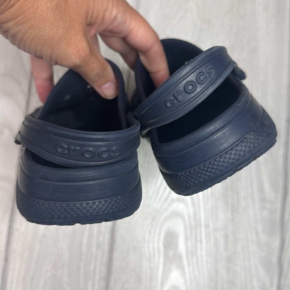 Crocs Baya Clog, Navy blue, kids size J 1 - Picture 3 of 5